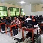 GURU-GURU MTsN 2 TANAH DATAR MENGIKUTI ASESMEN KOMPETENSI GURU (AKG) TAHUN 2024