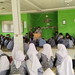 MTsN 2 Tanah Datar Peringati Maulid Nabi Muhammad SAW dengan Tema Bersyukur