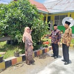 Kepala Kemenag Tanah Datar Memonitoring Persiapan MTsN 2 Tanah Datar Menuju Adiwiyata Nasional