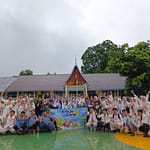 Mahasiswa Psikologi Islam UIN Mahmud Yunus Batusangkar Melaksanakan Sosialisasi “Belajar Ceria Eco Print” di MTsN 2 Tanah Datar