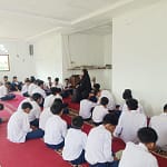 Kepala MTsN 2 Tanah Datar Ibu Aslinda, M.Pd Menjadi Pemateri Pesantren Ramadhan