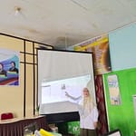 Kepala MTsN 2 Tanah Datar Memandu Pemutakhiran Data Simpeg 5 untuk Majelis Guru dan Pegawai