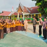 Sukseskan “Indonesia Berkiblat 2026”, MTsN 2 Tanah Datar Melaksanakan Pengukuran Arah Kiblat Tepat Akurat